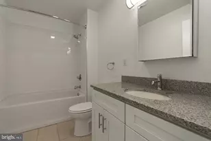 224 Church St, Philadelphia, PA 19106 - Photo 8
