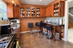 8597 Bustleton Ave, Philadelphia, PA 19152 - Photo 12
