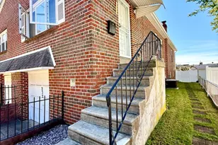 232 Robbins St, Philadelphia, PA 19111 - Photo 2