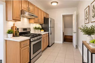 1527 Elbridge St, Philadelphia, PA 19149 - Photo 6