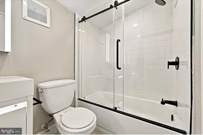 870 N 28th Street #119, Philadelphia, PA 19130 - Photo 14