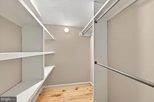 870 N 28th St, Philadelphia, PA 19130 - Photo 16