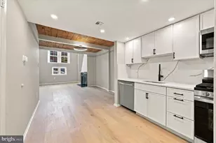 870 N 28th St, Philadelphia, PA 19130 - Photo 1