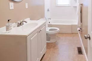 7133 Yocum St, Philadelphia, PA 19142 - Photo 12