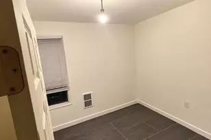 727 N Dekalb St, Philadelphia, PA 19104 - Photo 4
