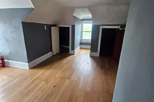 515 Robbins St, Philadelphia, PA 19111 - Photo 6