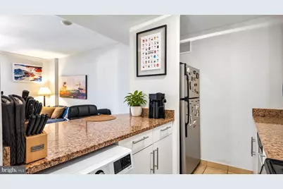 219 S 18th Street #1004, Philadelphia, PA 19103 - Photo 6