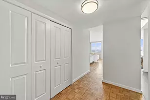 604 S Washington Square, Philadelphia, PA 19106 - Photo 14