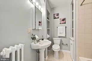1127 Green St, Philadelphia, PA 19123 - Photo 22