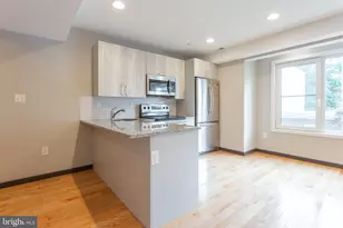 2541 Montrose St, Philadelphia, PA 19146 - Photo 6