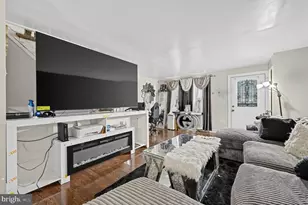 1305 E Weaver St, Philadelphia, PA 19150 - Photo 4