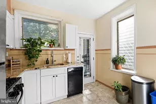 1933 S Lambert St, Philadelphia, PA 19145 - Photo 12