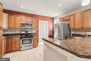 628 Arthur St, Philadelphia, PA 19111 - Photo 8