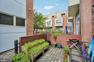 919 N 5th St, Philadelphia, PA 19123 - Photo 34