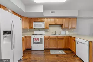 8026 Montague St, Philadelphia, PA 19136 - Photo 4