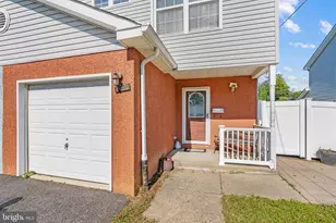 8026 Montague St, Philadelphia, PA 19136 - Photo 2