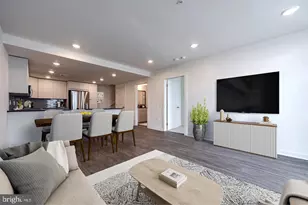 525 N Christopher Columbus Blvd, Philadelphia, PA 19123 - Photo 1
