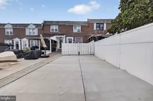 1362 Pennington Rd, Philadelphia, PA 19151 - Photo 1