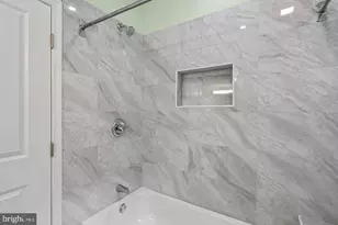1937 S Lambert St, Philadelphia, PA 19145 - Photo 22