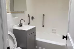 6809 Oakland St, Philadelphia, PA 19149 - Photo 14