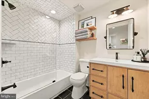 853 N 15th St, Philadelphia, PA 19130 - Photo 16
