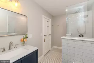 406 W Price St, Philadelphia, PA 19144 - Photo 24