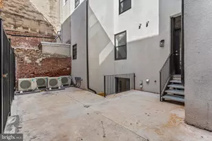 1224 Chancellor St, Philadelphia, PA 19107 - Photo 14