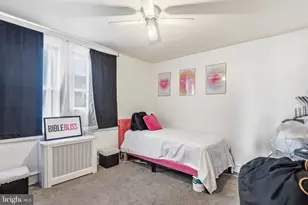 375 E Cliveden St, Philadelphia, PA 19119 - Photo 14