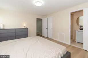 2653 Maxwell St, Philadelphia, PA 19152 - Photo 16