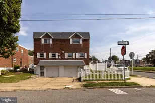 2653 Maxwell St, Philadelphia, PA 19152 - Photo 2