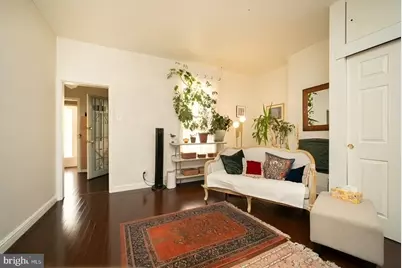 1518 Waverly Street #1, Philadelphia, PA 19146 - Photo 4