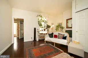 1518 Waverly St, Philadelphia, PA 19146 - Photo 4