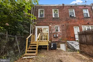 2547 Bonaffon St, Philadelphia, PA 19142 - Photo 30