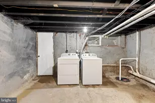 2547 Bonaffon St, Philadelphia, PA 19142 - Photo 26