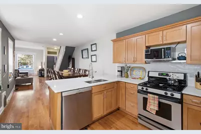 2940 W Girard Avenue, Philadelphia, PA 19130 - Photo 12