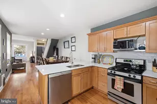2940 W Girard Ave, Philadelphia, PA 19130 - Photo 12