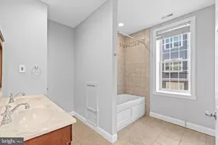 15 44th Street S, Philadelphia, PA 19104 - Photo 16