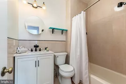 250 S 13th Street #3E, Philadelphia, PA 19107 - Photo 16