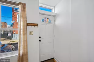 2056 Pierce St, Philadelphia, PA 19145 - Photo 4