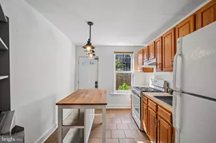 2056 Pierce St, Philadelphia, PA 19145 - Photo 12