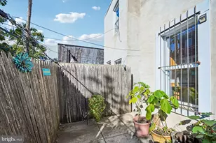 2056 Pierce St, Philadelphia, PA 19145 - Photo 32