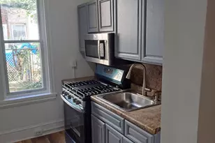 2562 N Hollywood St, Philadelphia, PA 19132 - Photo 4