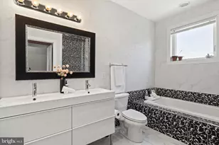 1509 S Dorrance St, Philadelphia, PA 19146 - Photo 22