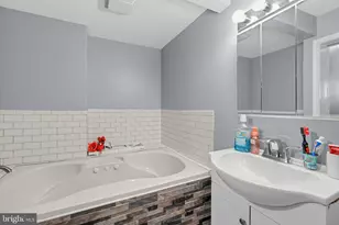 533 Gerhard St, Philadelphia, PA 19128 - Photo 34
