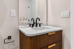901 Emily St, Philadelphia, PA 19148 - Photo 26