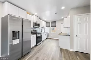 2805 Cantrell St, Philadelphia, PA 19145 - Photo 4