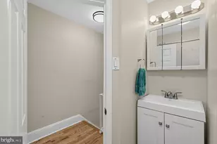 2405 S Warnock St, Philadelphia, PA 19148 - Photo 20