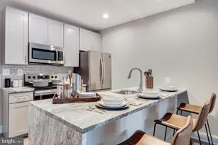 30 N 23rd St, Philadelphia, PA 19103 - Photo 2