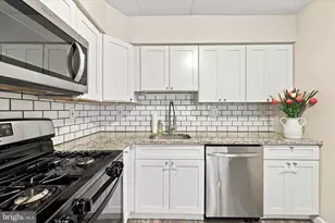 8910 Krewstown Rd, Philadelphia, PA 19115 - Photo 18