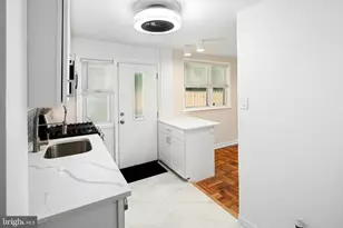 2113 Cobbs Creek Pkwy, Philadelphia, PA 19142 - Photo 6